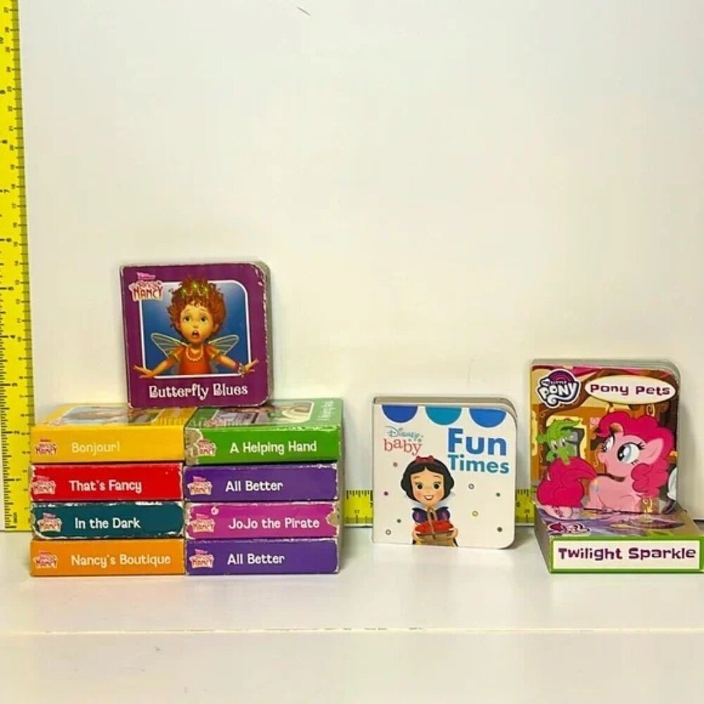33 LITTLE CHUNKY BOOKS w/ Vehicle Books, Princess Books & - Picture 6 of 8